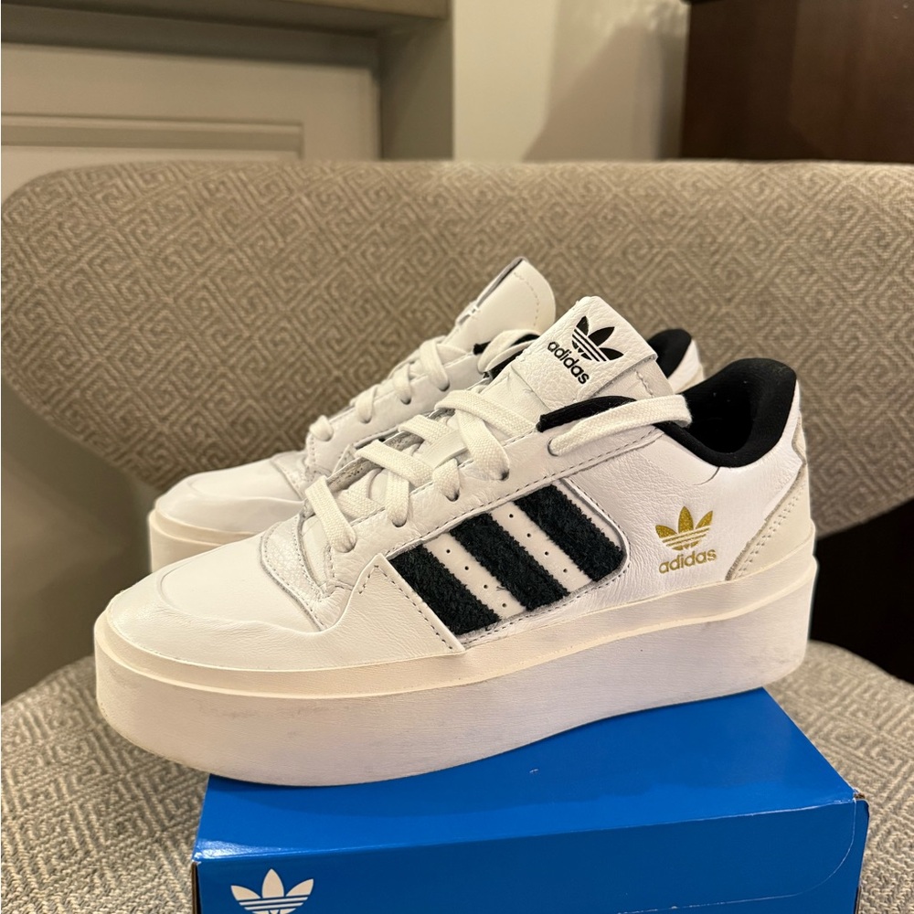 Adidas Women's White and Black Sneakers